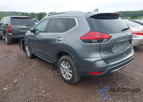 2017 Nissan Rogue Sv z USA, uszkodzony, nr VIN 5N1AT2MV5HC753400